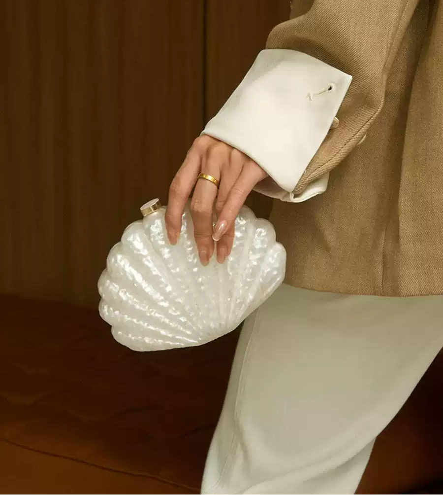 Retro Scallop Shell Evening Clutch Bag