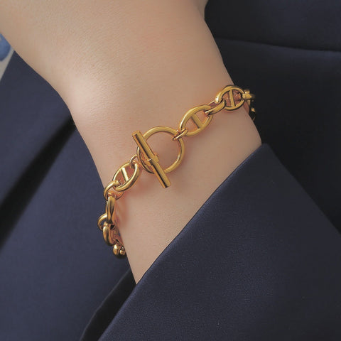 Loop Chain 18k Plated Bracelet