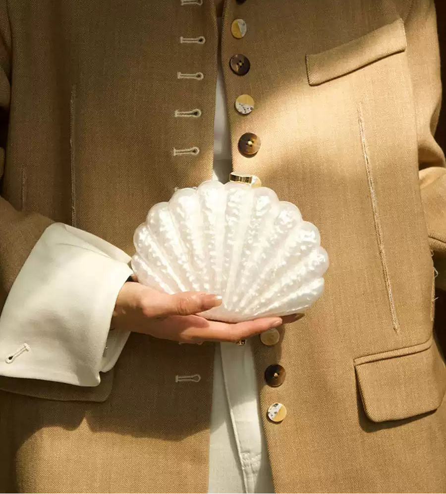 Retro Scallop Shell Evening Clutch Bag