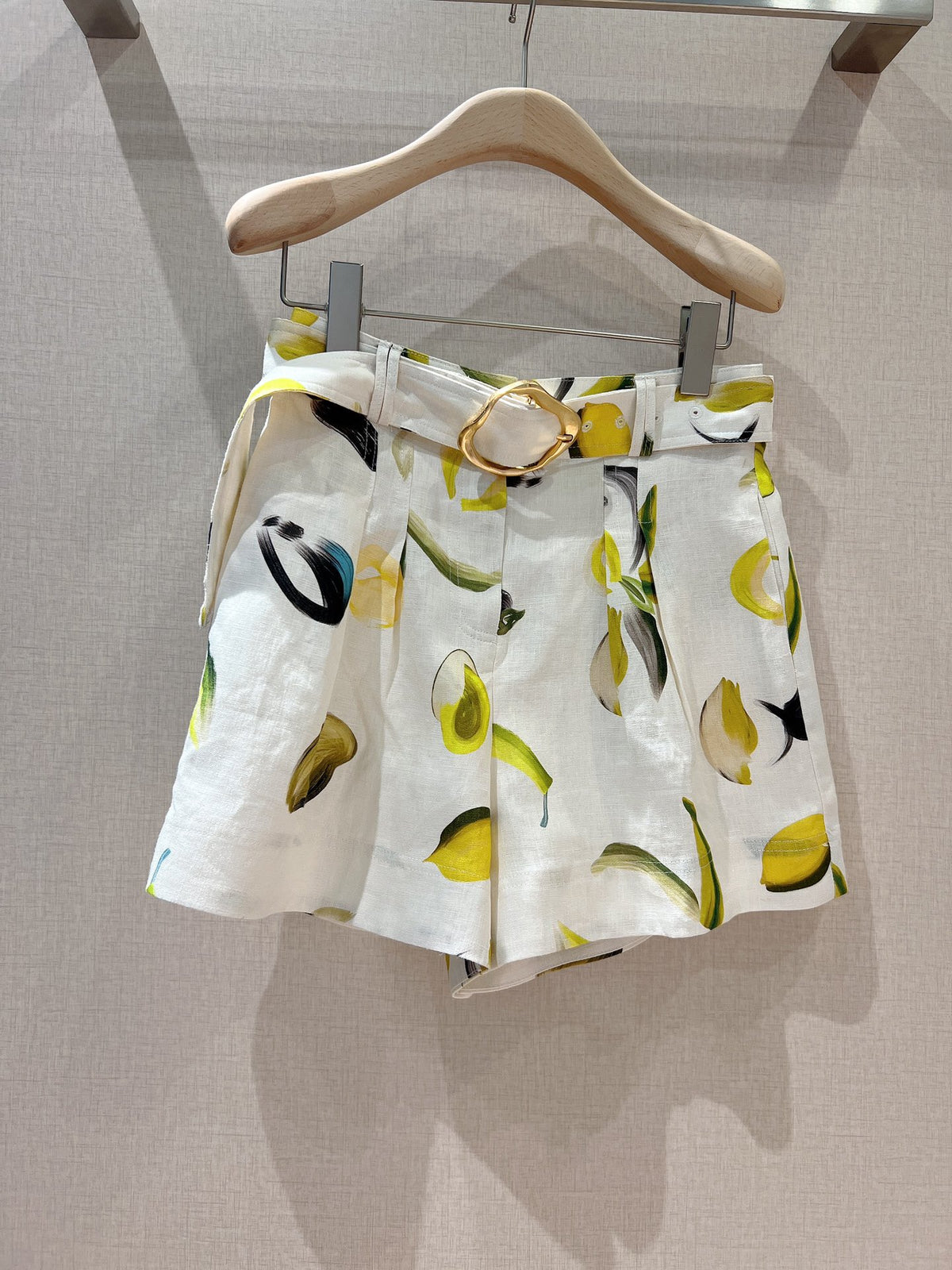 Zest Lantern Short Lemon Print